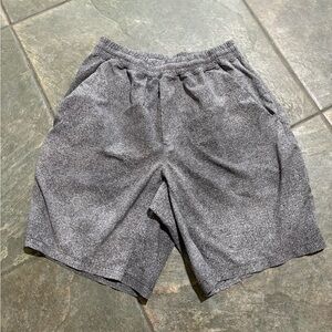 lululemon Men's Heathered Gray Athletic Shorts With Pockets Medium